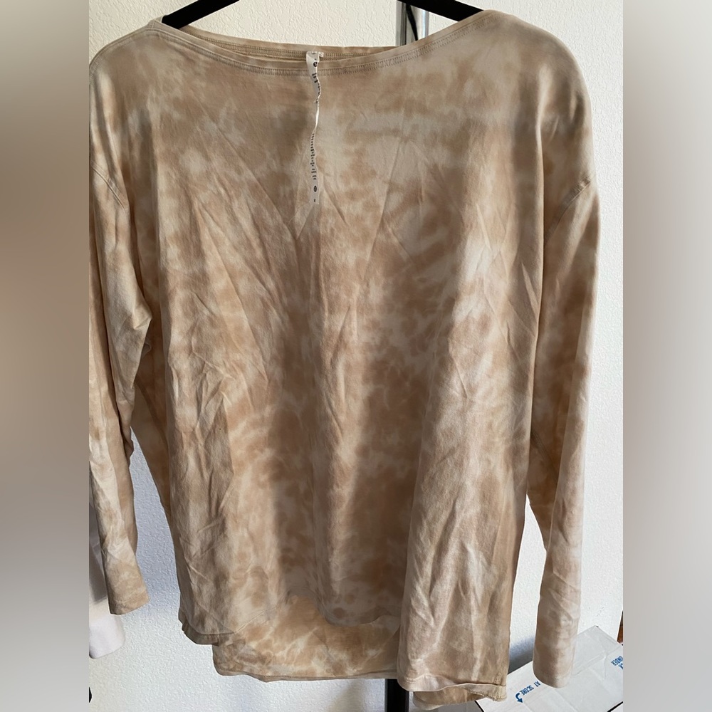 Lululemon back in action shirt, color beige camo I think